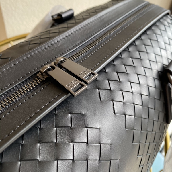 ボッテガヴェネタバッグ内部構造